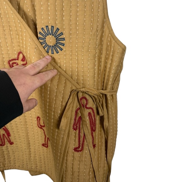 Zara Blogger Favorite Women’s Oversized Quilted Embroidered Wrap Vest Brown L - Picture 9 of 15
